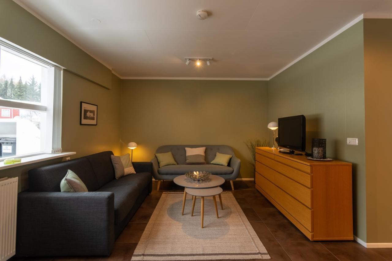 Old Town Modern Apartment Akureyri Bagian luar foto